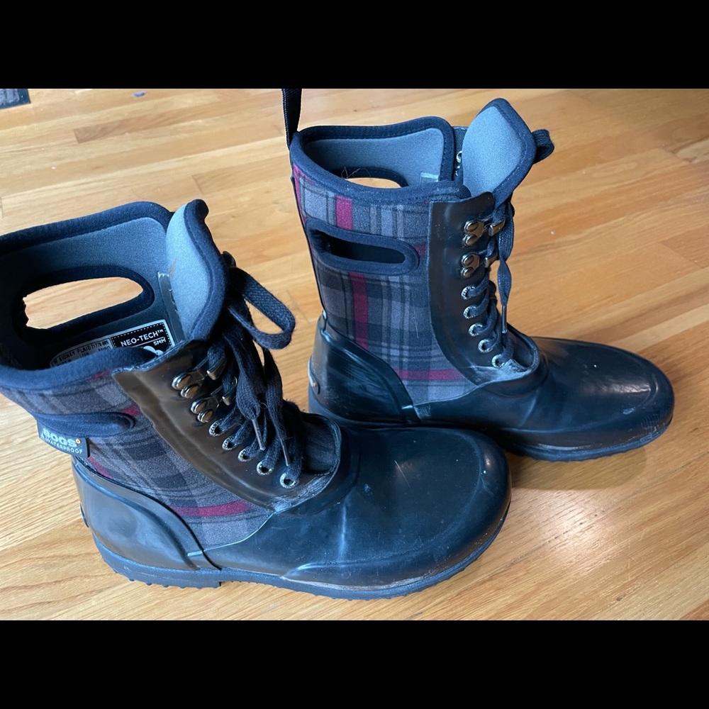 Bogs Plaid Women’s Rainboots